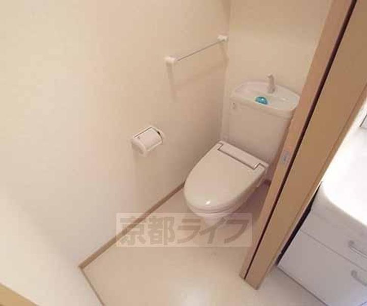 京都府京都市右京区梅ケ畑向ノ地町の賃貸アパートの内装