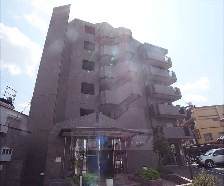 京都府京都市中京区壬生天池町の賃貸マンションの外観