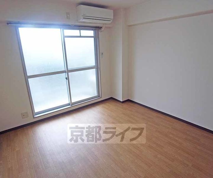 セントポーリア丸太町の寝室