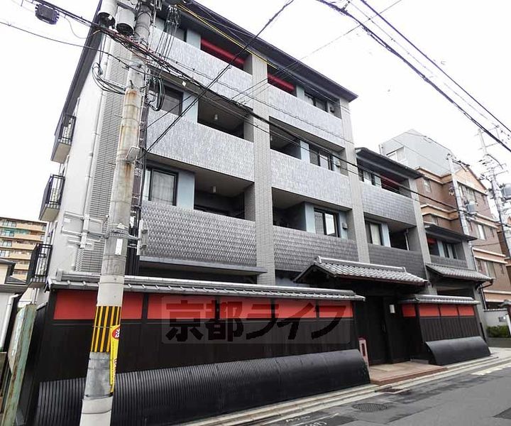 京都府京都市中京区壬生朱雀町の賃貸マンションの外観