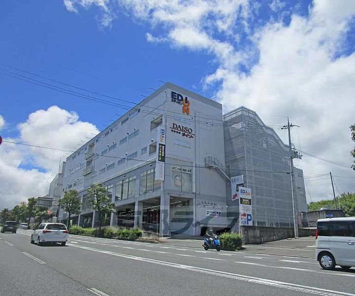 ヴィラ デュースの周辺