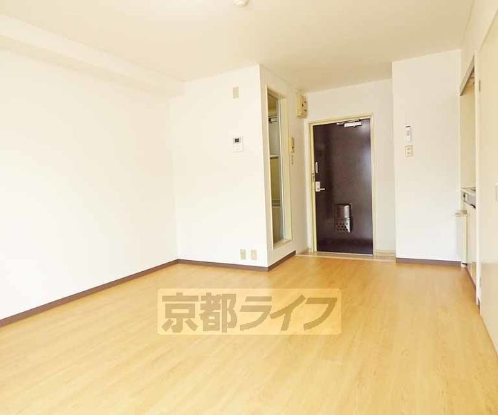 プロバーⅡ202の居間