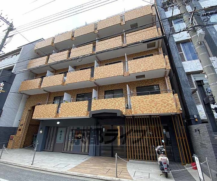 ライオンズマンション京都三条第3608の外観