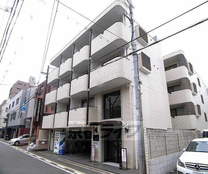 京都府京都市中京区福屋町の賃貸マンションの外観