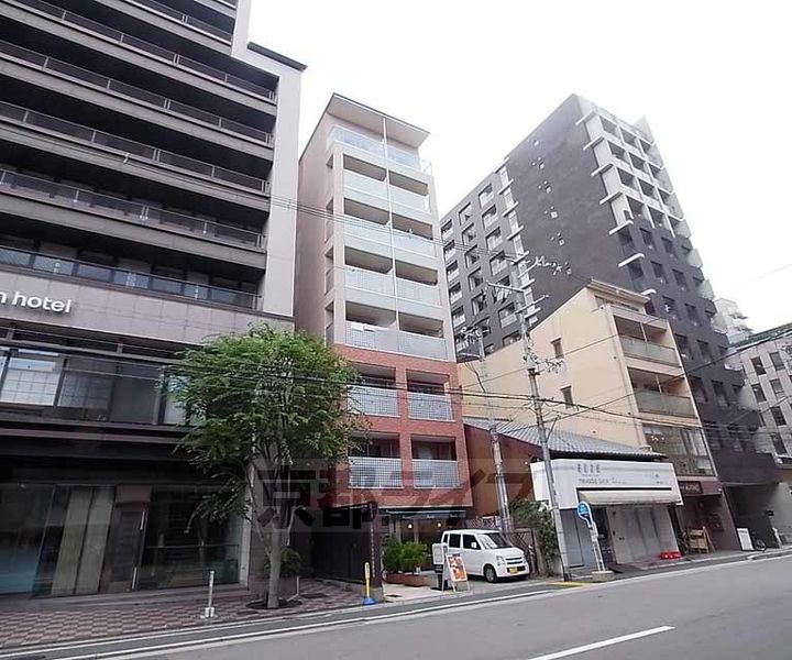 カーサ・ヴェルデ西洞院の外観