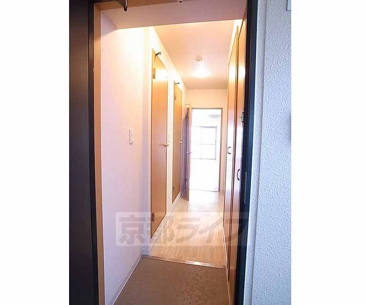 カーサ・ヴェルデ西洞院の玄関