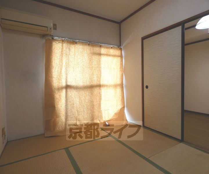 ニュー太田の居間