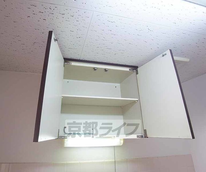 京都府京都市中京区西ノ京南壺井町の賃貸マンションのキッチン