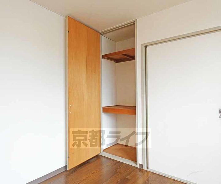 ヴィラ天神207の内装