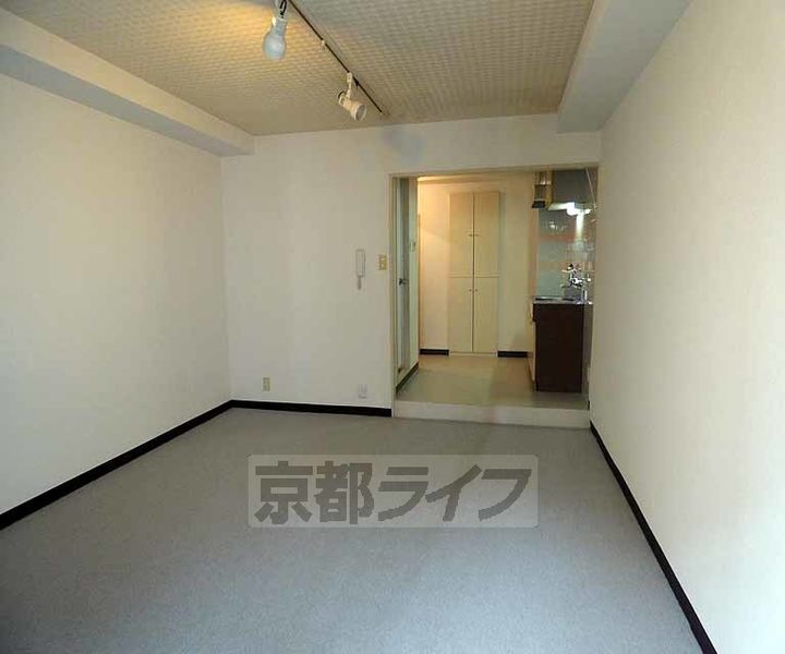 サン・ウェルス302の居間