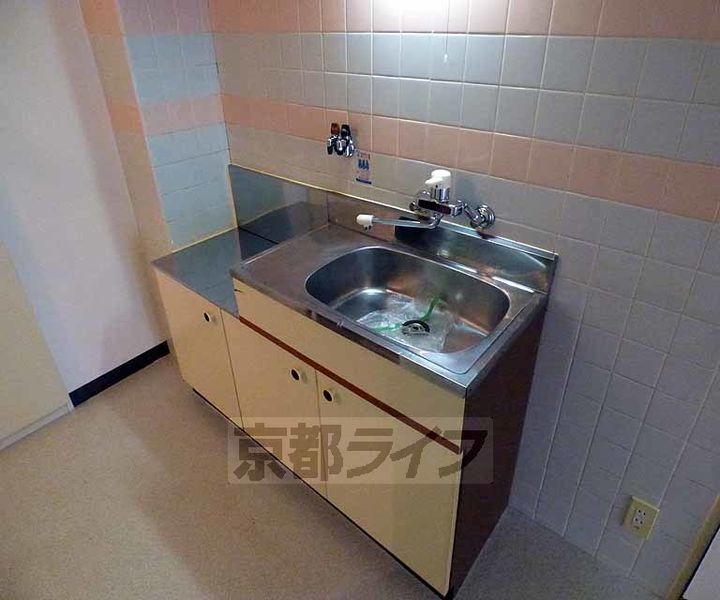 サン・ウェルス302のキッチン