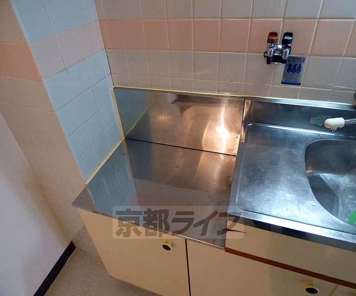 サン・ウェルス302のキッチン