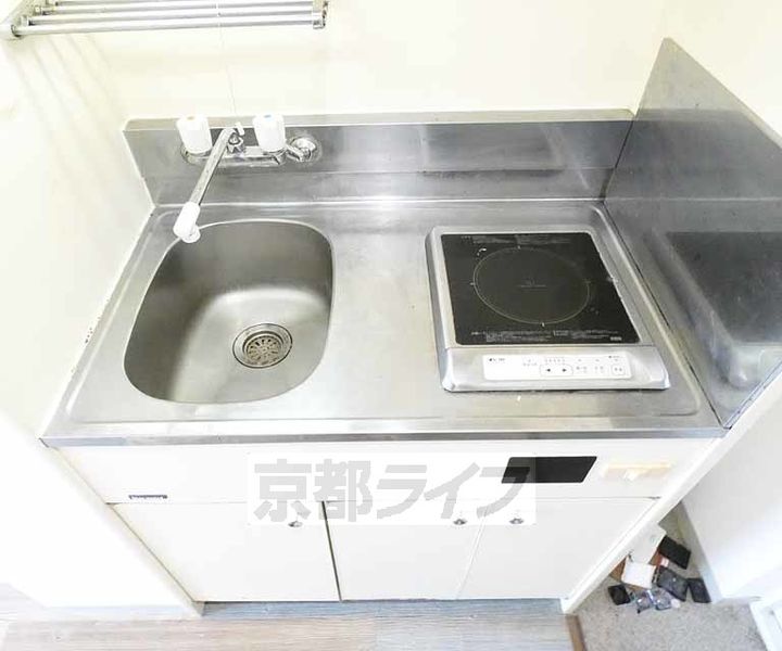 ブッダシュド406のキッチン