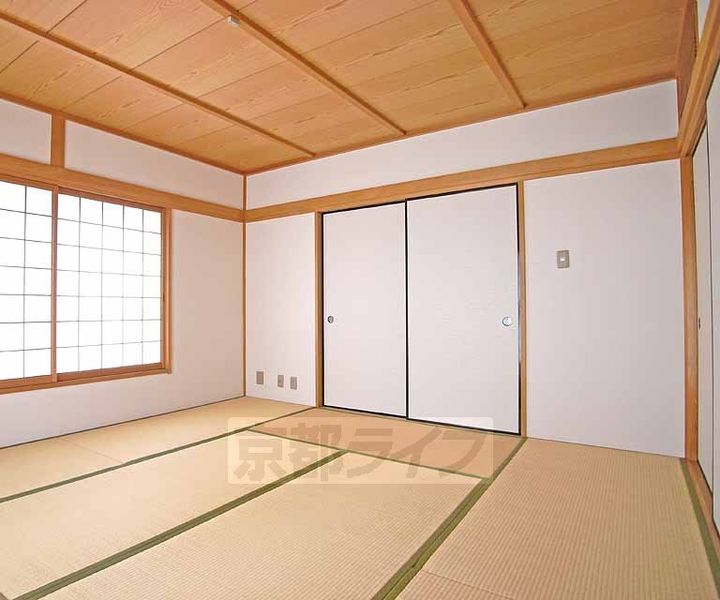 ドムス鴨川の居間