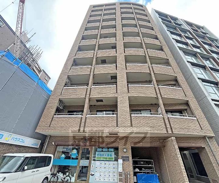 京都府京都市下京区堀川通四条下ル四条堀川町の賃貸マンションの外観