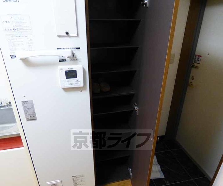 京都府京都市下京区堀川通四条下ル四条堀川町の賃貸マンションの内装