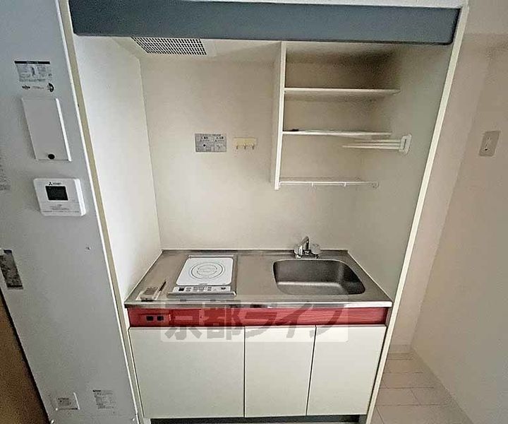 ラフィーネ四条堀川403のキッチン