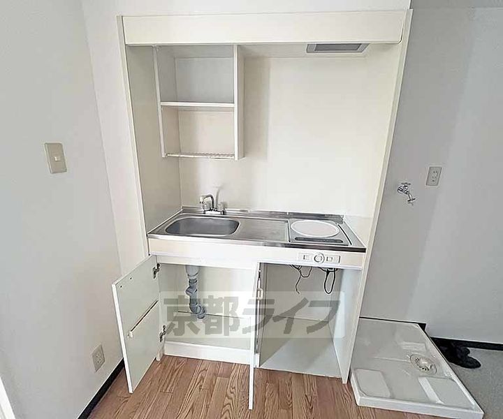 アブレスト四条大宮501のキッチン