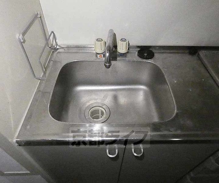 京都府京都市中京区西洞院通姉小路下ル姉西洞院町の賃貸マンションのキッチン