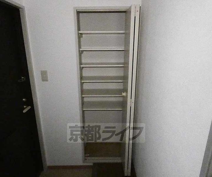 京都府京都市中京区西洞院通姉小路下ル姉西洞院町の賃貸マンションの内装