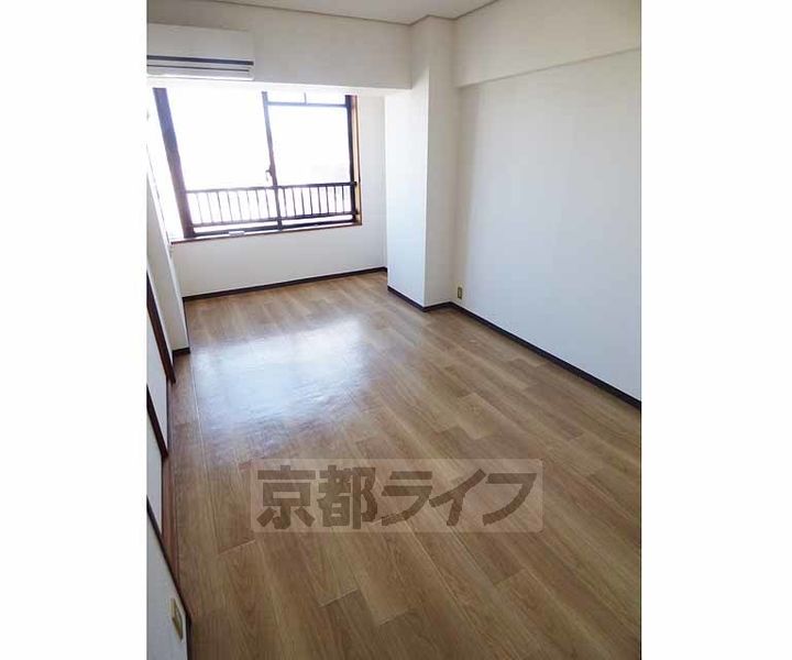 インペリアル京都の居間