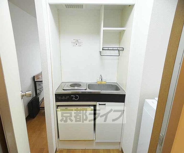 エスリード四条河原町1008のキッチン