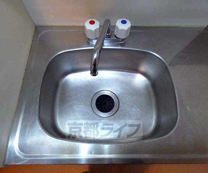 プールトゥジュール中はし302のキッチン