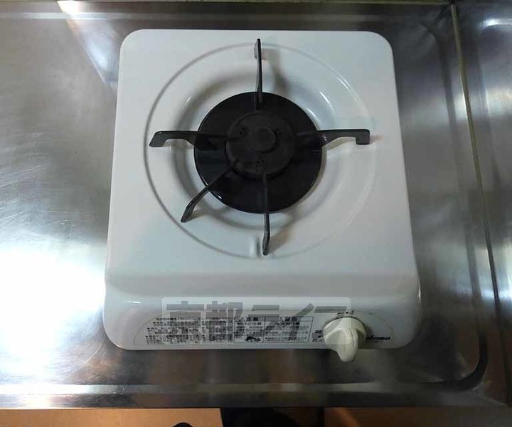 プールトゥジュール中はし302のキッチン
