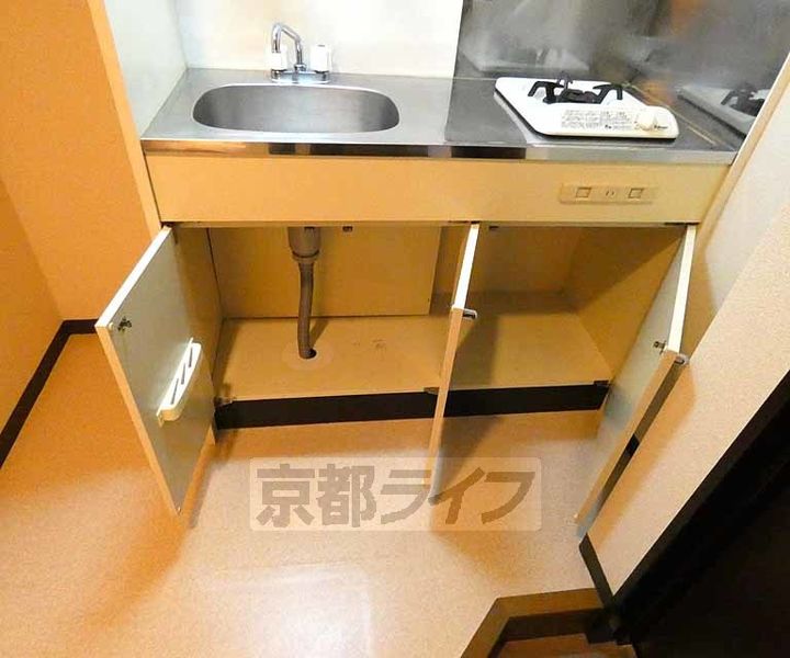 プールトゥジュール中はし302のキッチン