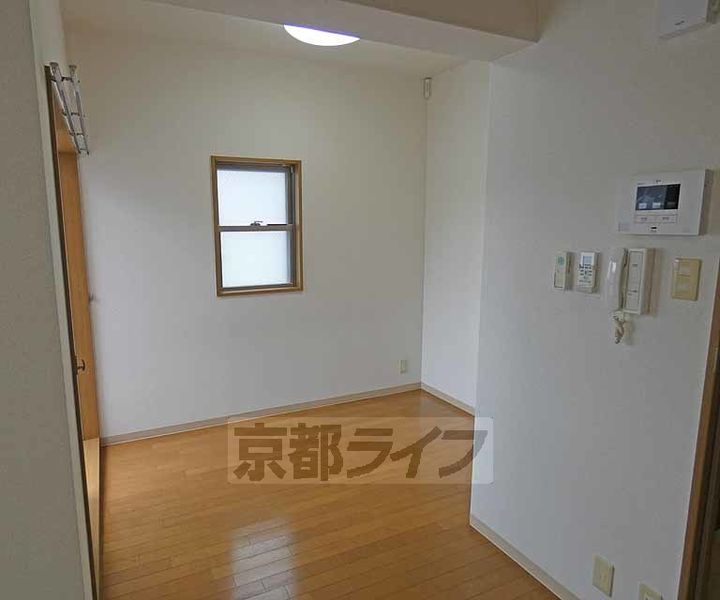 サンモールコート東洞院の居間