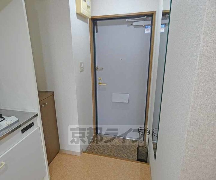 サンモールコート東洞院の玄関
