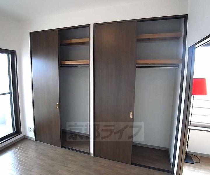 京都府京都市下京区西洞院通綾小路下ル綾西洞院町の賃貸マンションの内装