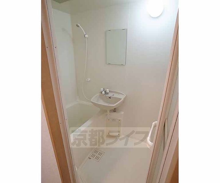 Six Bijoux 堺町六角305の風呂