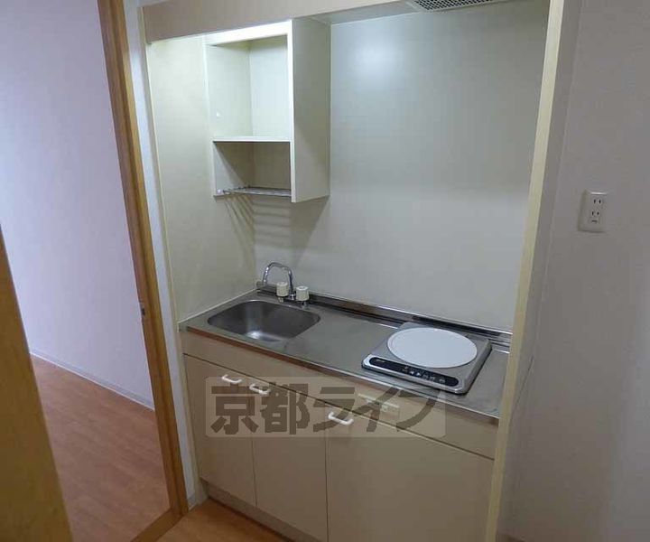 Six Bijoux 堺町六角305のキッチン