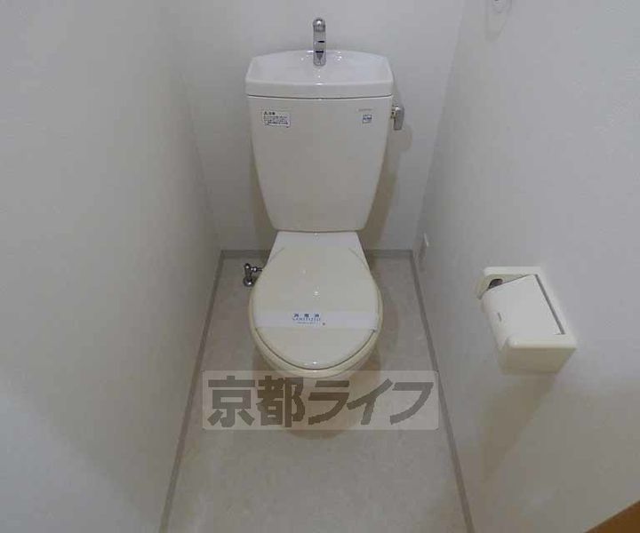 Six Bijoux 堺町六角305の内装