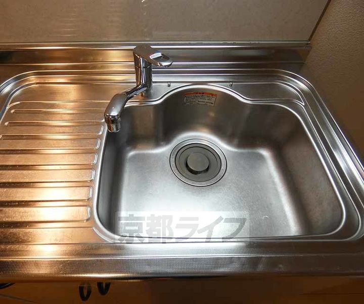 京都府京都市中京区烏帽子屋町の賃貸マンションのキッチン