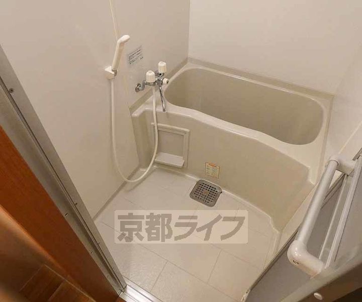 京都府京都市中京区壬生御所ノ内町の賃貸マンションの風呂