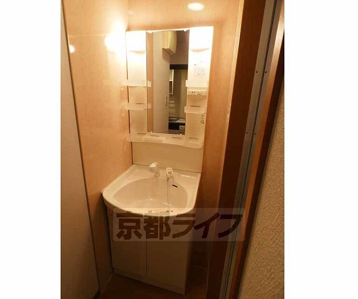 京都府京都市中京区壬生御所ノ内町の賃貸マンションの内装