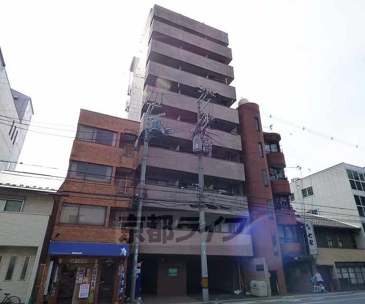 コージハイツ大宮603の外観