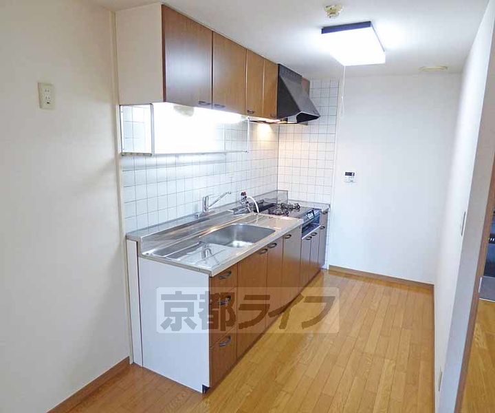 京都府京都市下京区五条通新町西入ル西錺屋町の賃貸マンションのキッチン