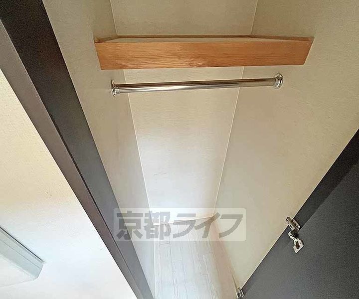 三条ヴィラさわだ405の内装