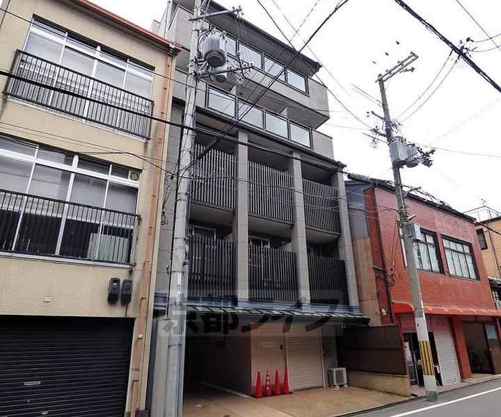 京都府京都市中京区竹屋町通西洞院西入東竹屋町の賃貸マンションの外観