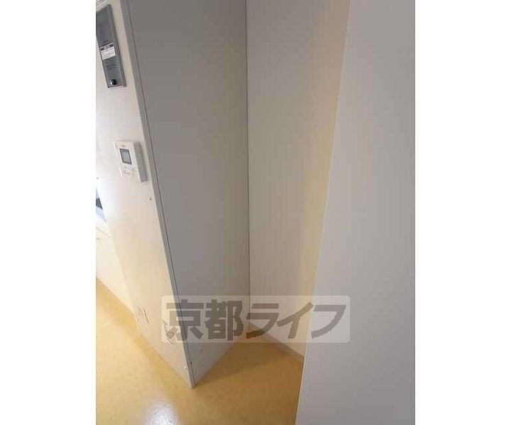 京都府京都市中京区竹屋町通西洞院西入東竹屋町の賃貸マンションの内装
