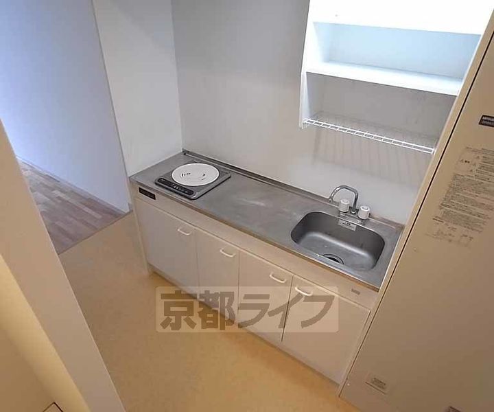 京都府京都市中京区竹屋町通西洞院西入東竹屋町の賃貸マンションのキッチン