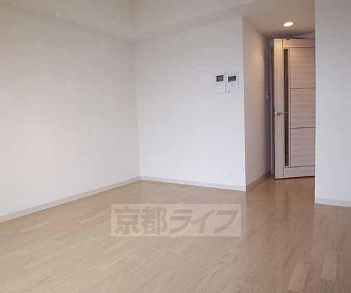 京都府京都市下京区万寿寺町の賃貸マンションの居間