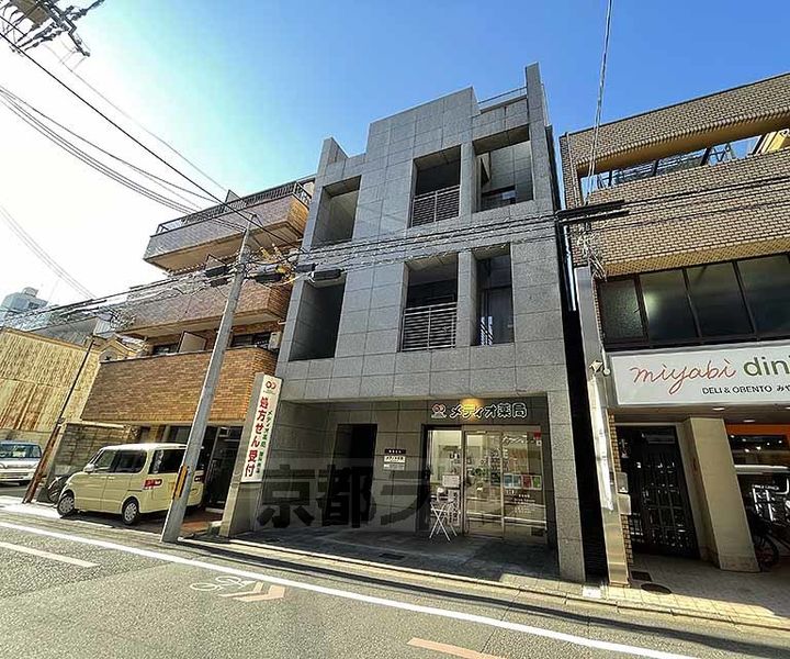 アベビルの外観