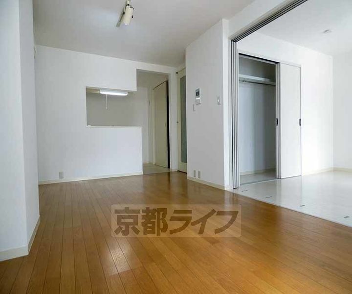 アベビルの居間