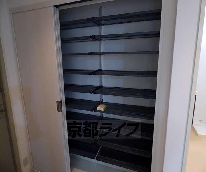 アベビルの内装