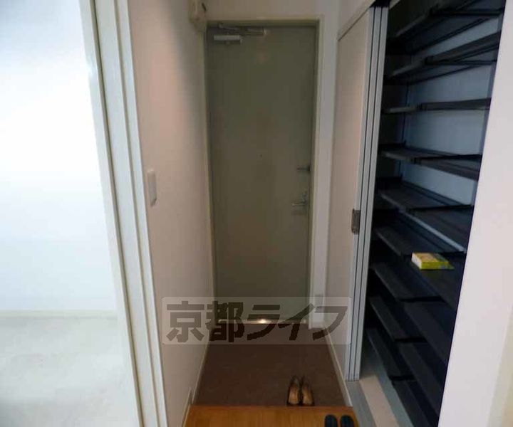 アベビルの玄関