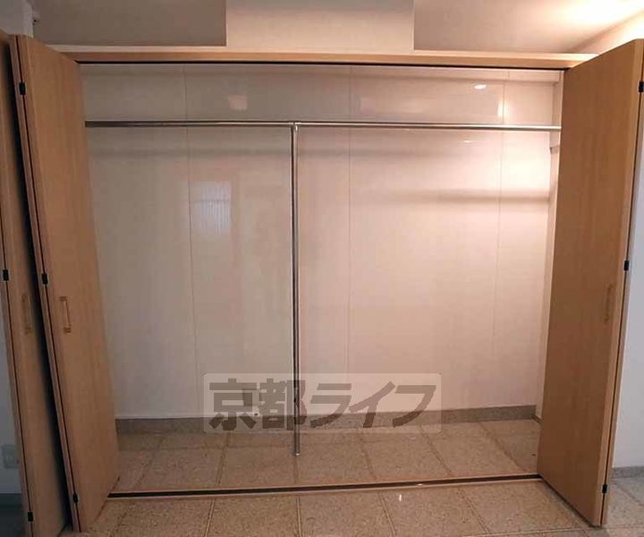 京都府京都市下京区木屋町通仏光寺下る和泉屋町の賃貸マンションの内装